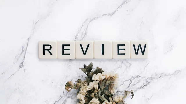 review, letters, flower wallpaper, sign, flowers, surface, beautiful flowers, marble, flower background, nature, quality, assessment, opinion, survey. Reviewing competitor messages without copying them